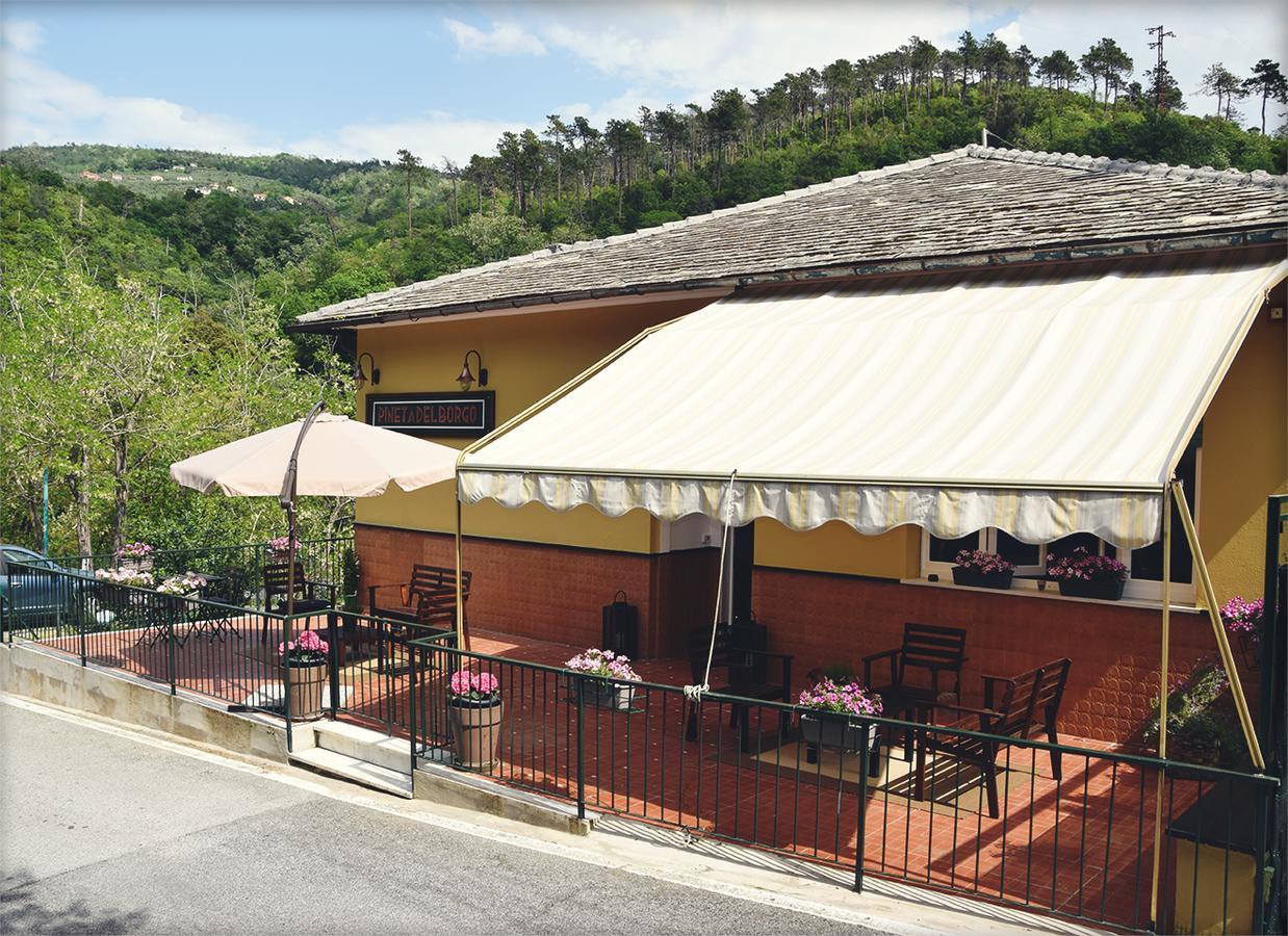 Hotel Pineta Del Borgo Cavi di Lavagna Exterior foto